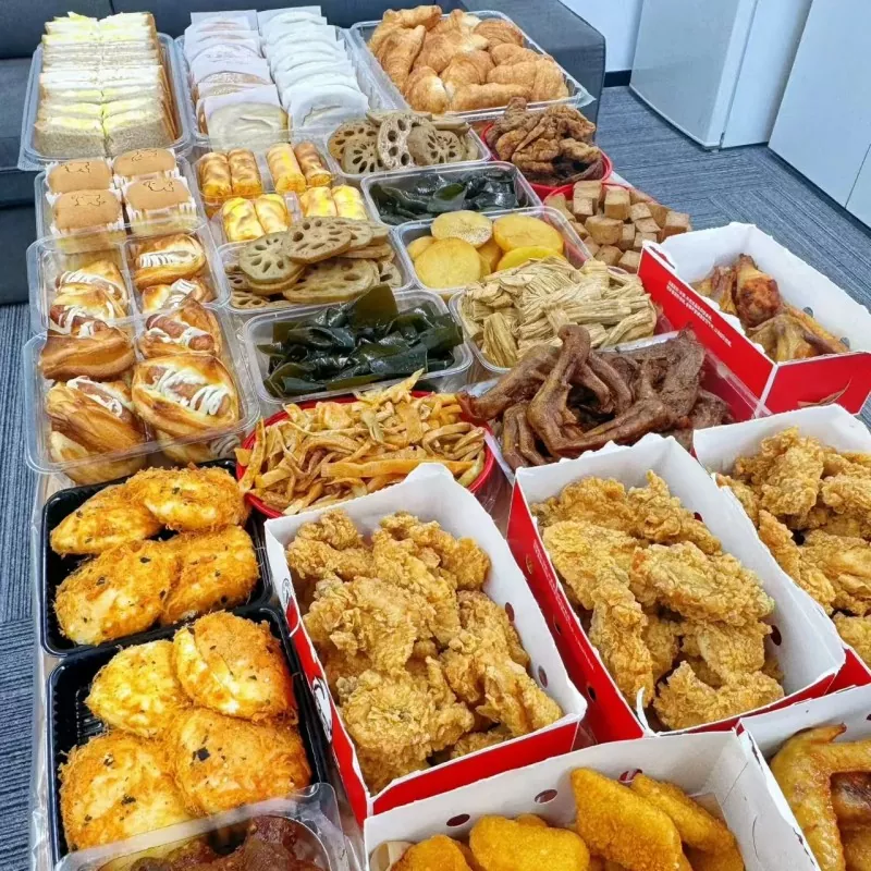 Detik Santai di Tuoyuan Metal Detik Santai di Tuoyuan Metal